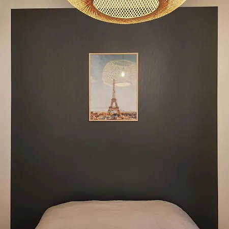 Apartamento 3 Pieces Refait A Neuf Par Architecte ! Paris